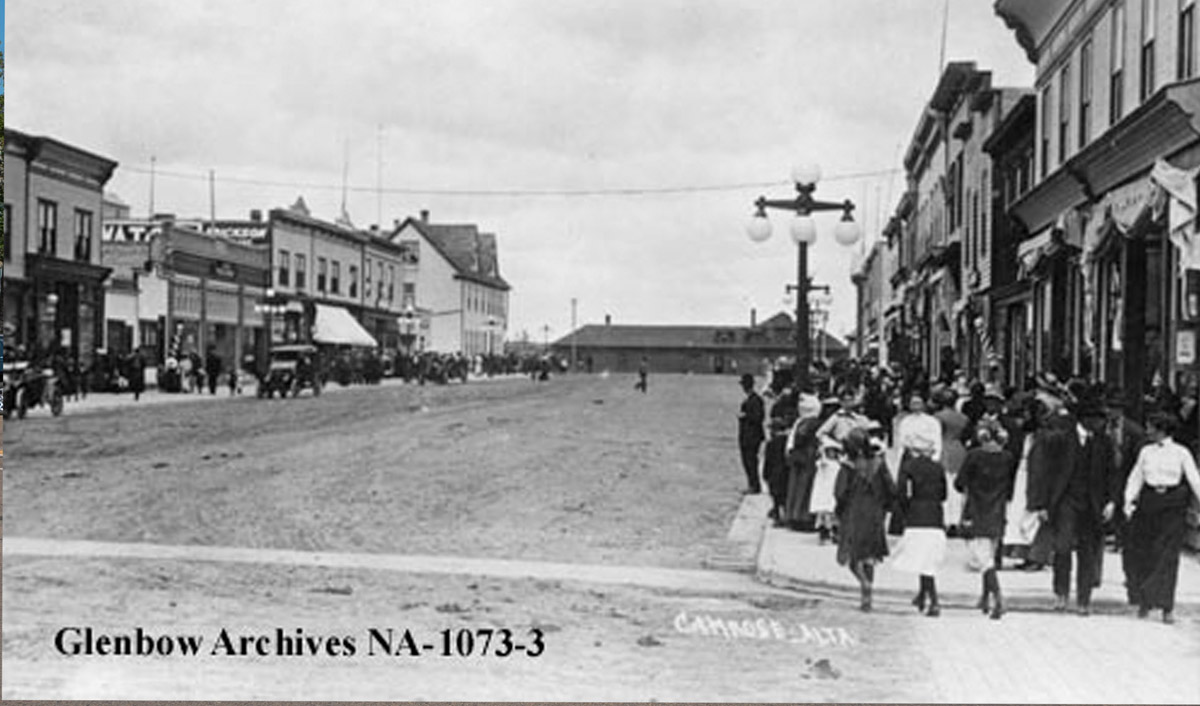 A Crowded Street