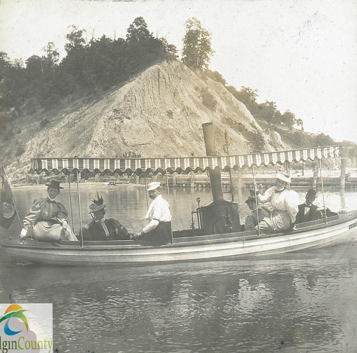 The Steamboat "Laura"