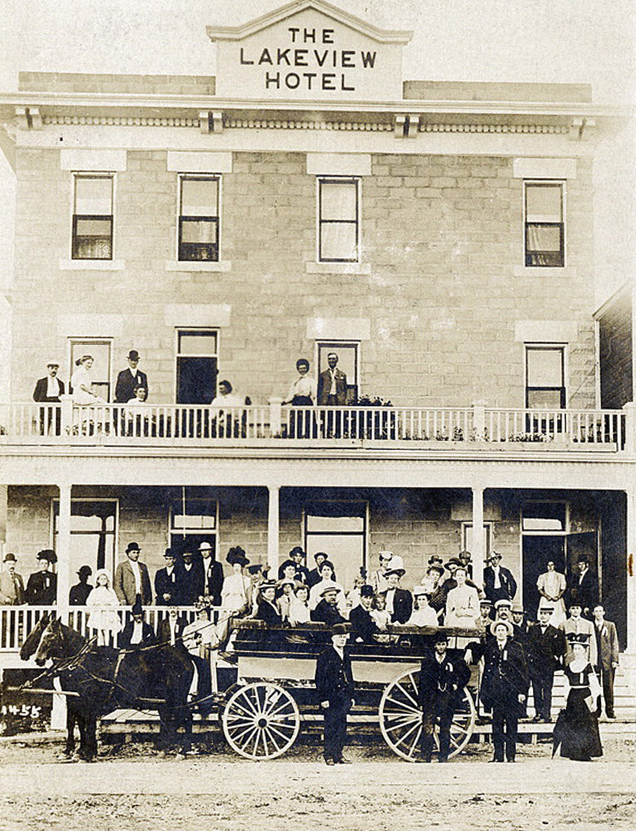 The Lakeview Hotel