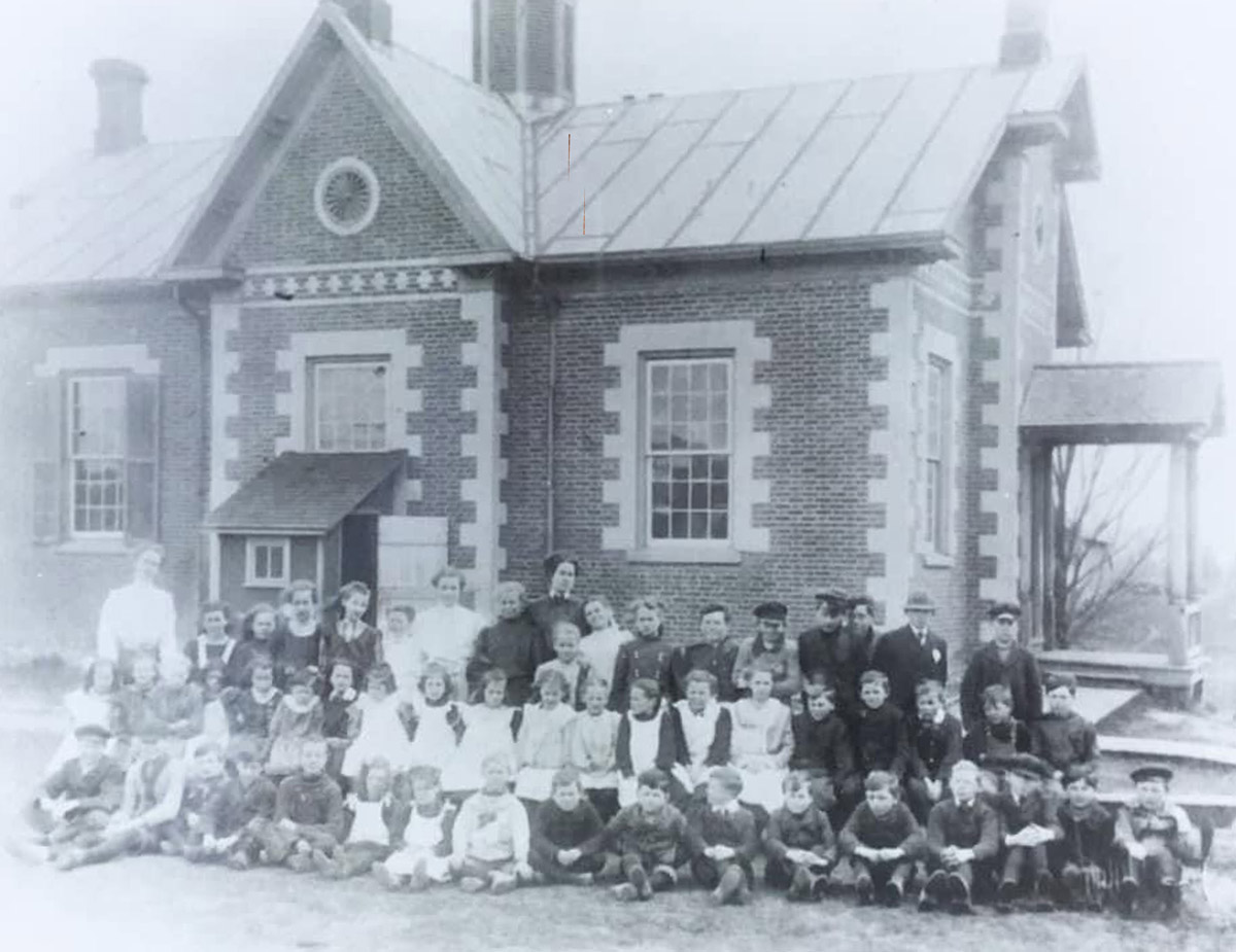 Lloydtown School