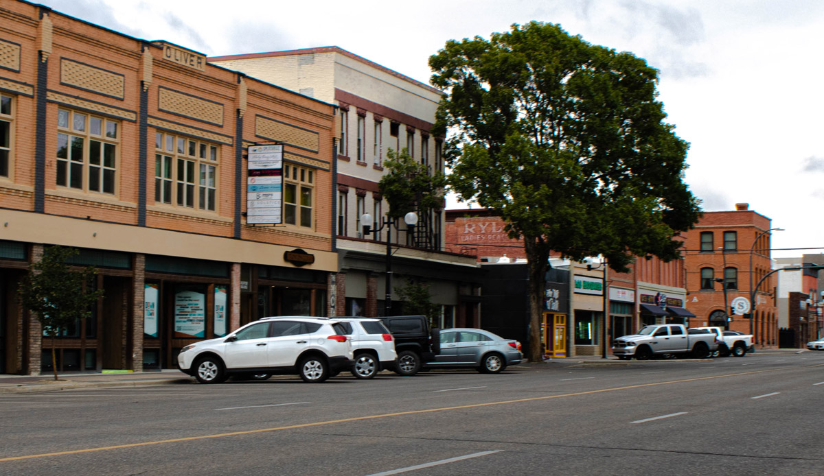 Wagons on Round Street