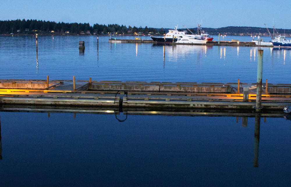 Cruiser in Harbour