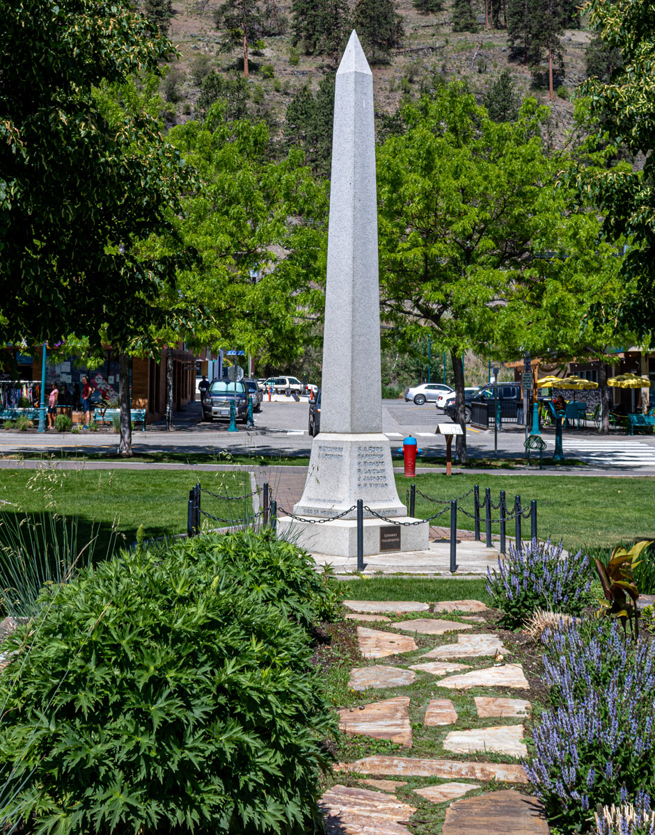 Peachland's Cenotaph