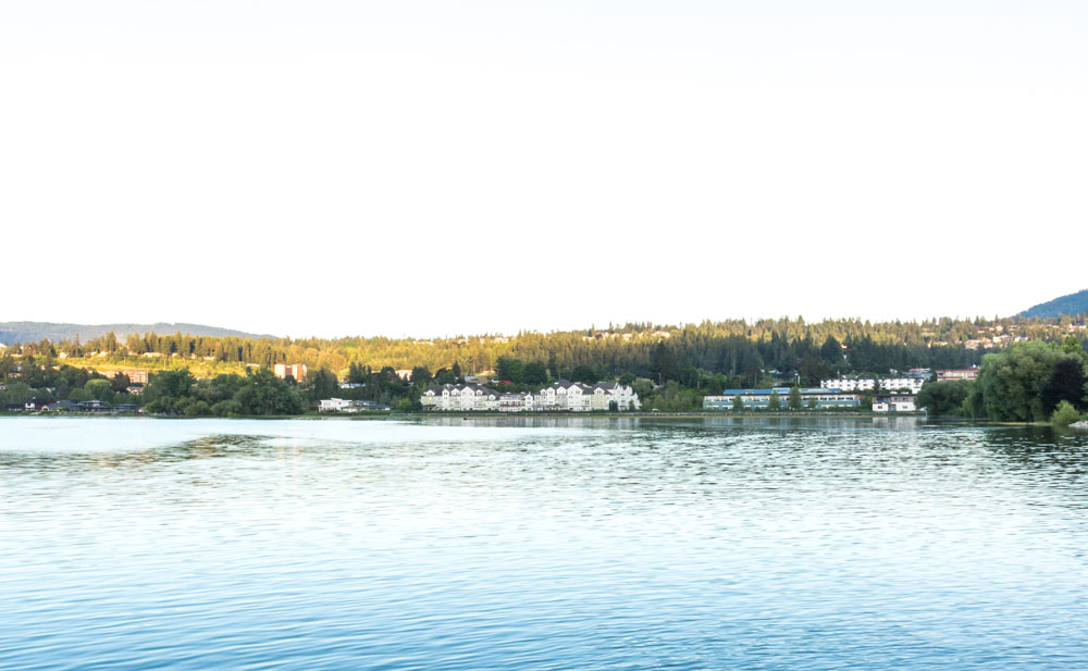 Hockey on the Lake