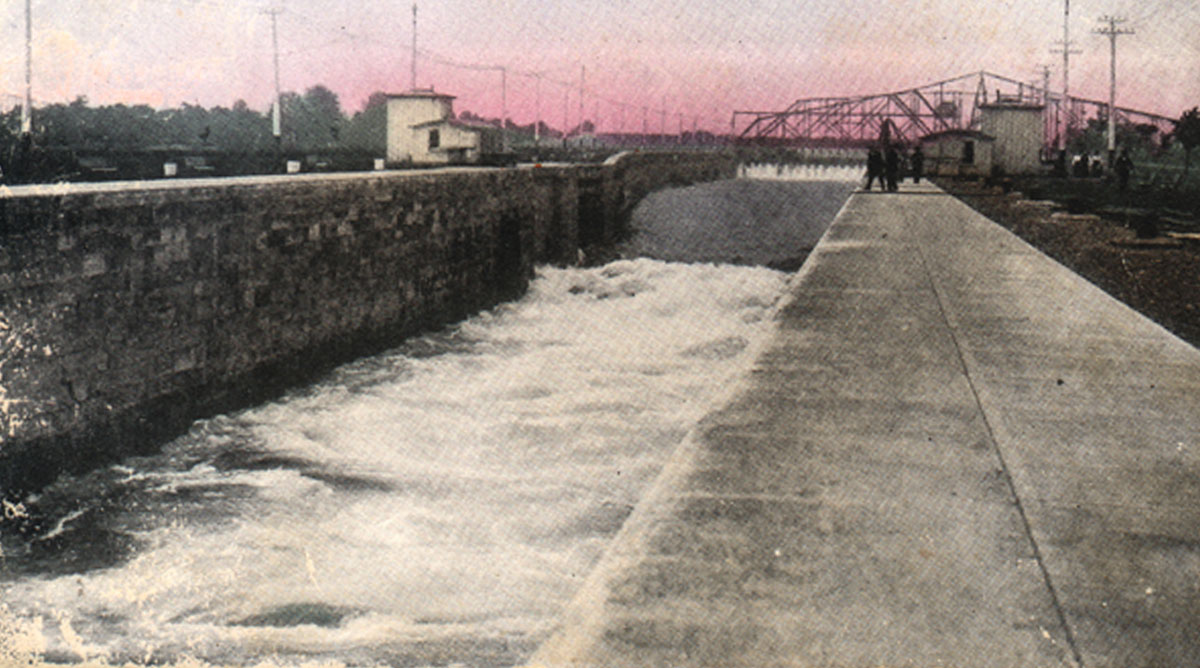 The 1909 Locks Collision