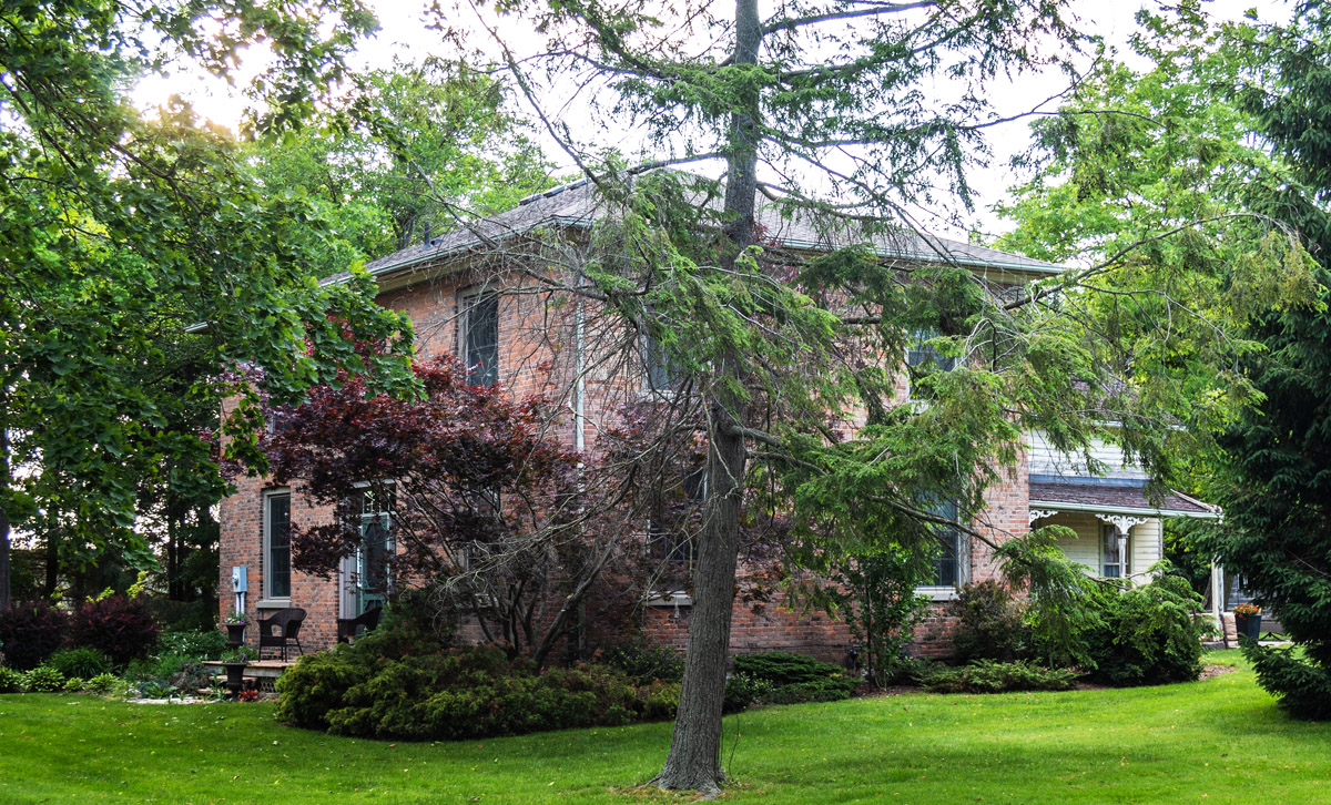 Squire Home