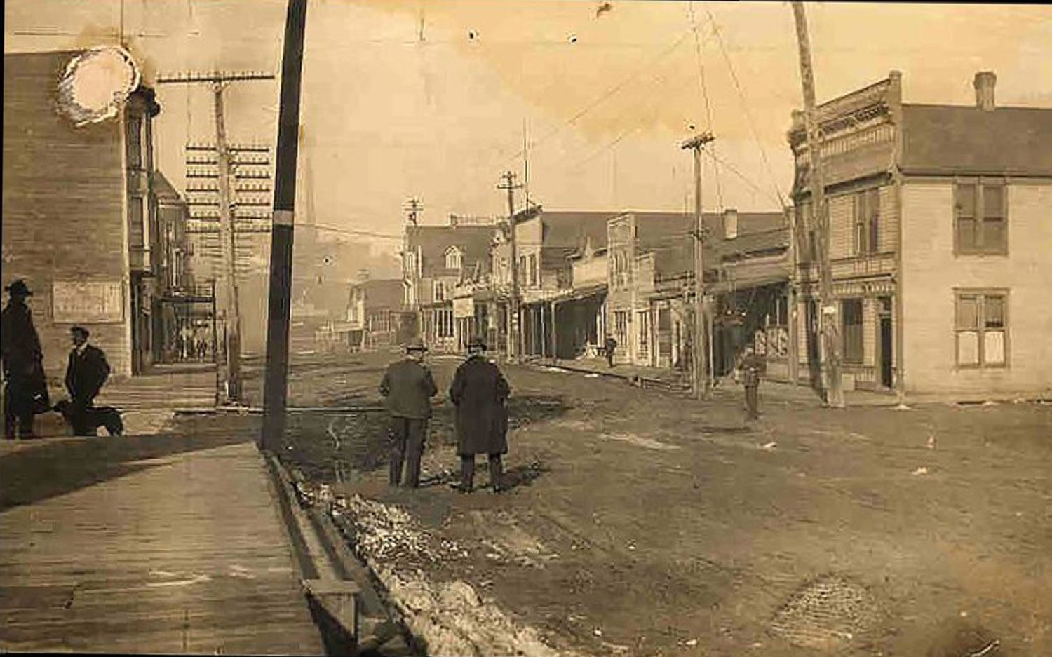 Bay Avenue Storefronts