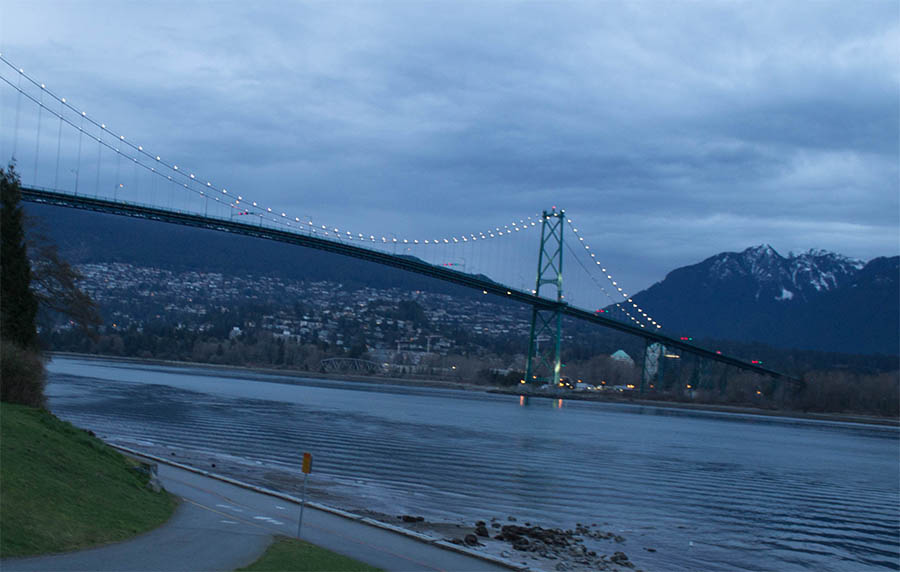 Building the Lions Gate