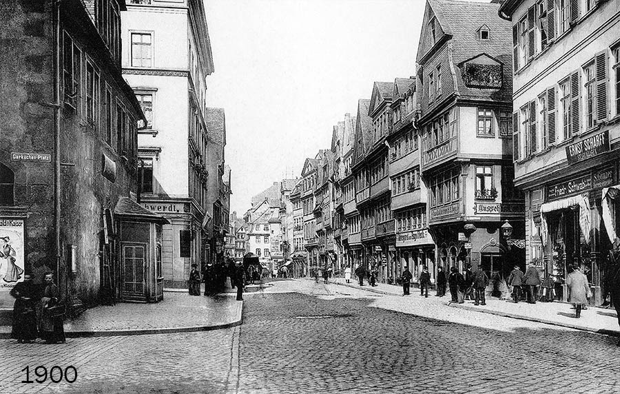 Looking Up Fahrgasse