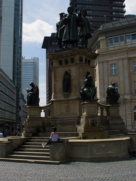 Gutenberg Monument