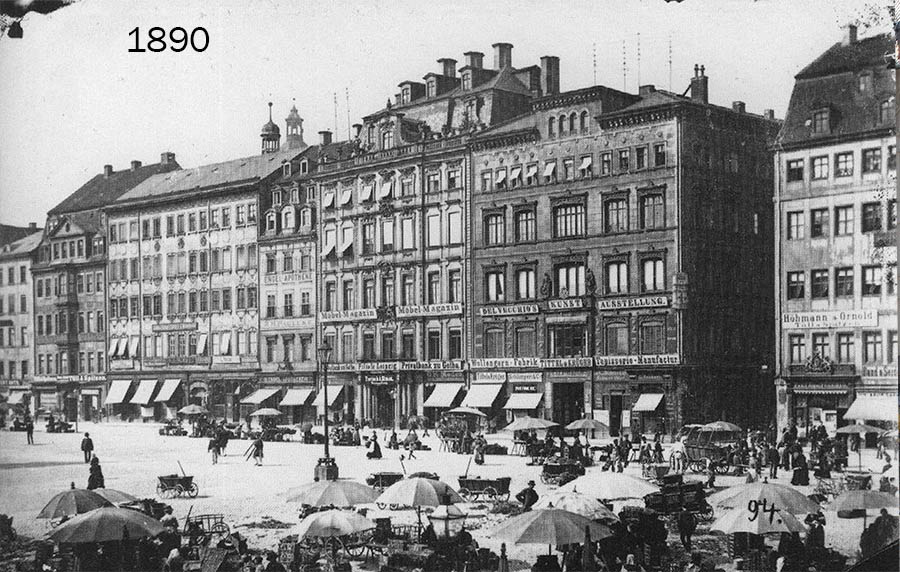 Diners in Market Square