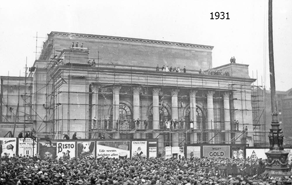 Armistice Day Crowd