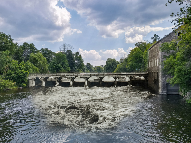 Bulkhead Dam